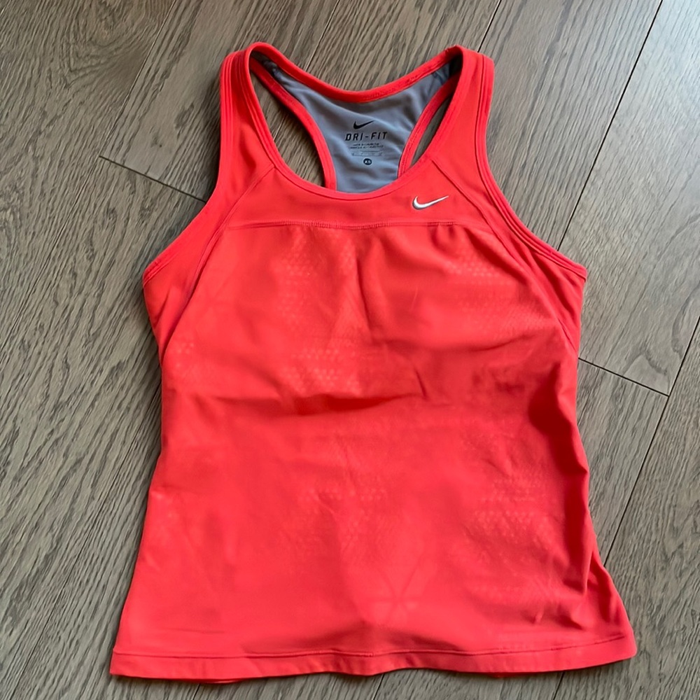 Nike Dri-Fit Tank shirt Size XS
